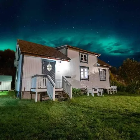Nordlandshus Ved Lofotr